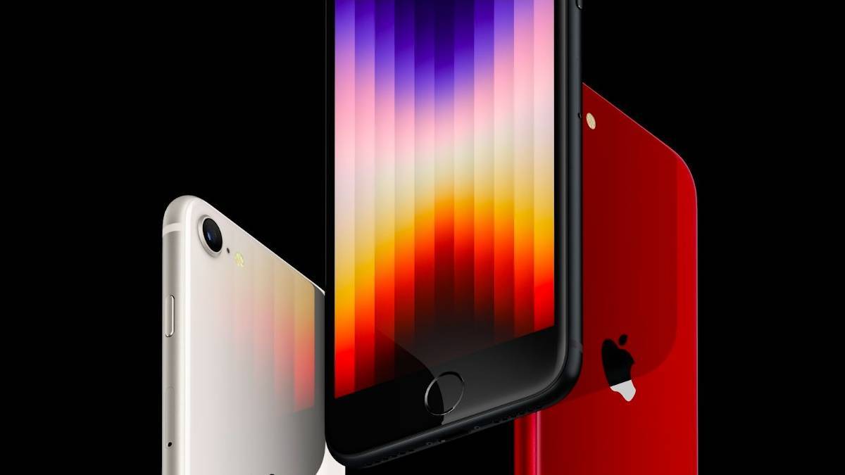 cheapest 5G Apple iPhone SE launch india A15 Bionic chipset price start Rs 43,900 sale