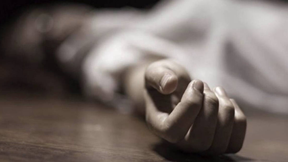 15 years old teen commit suicide in machilipatnam andhra pradesh after being teased over pubg loss