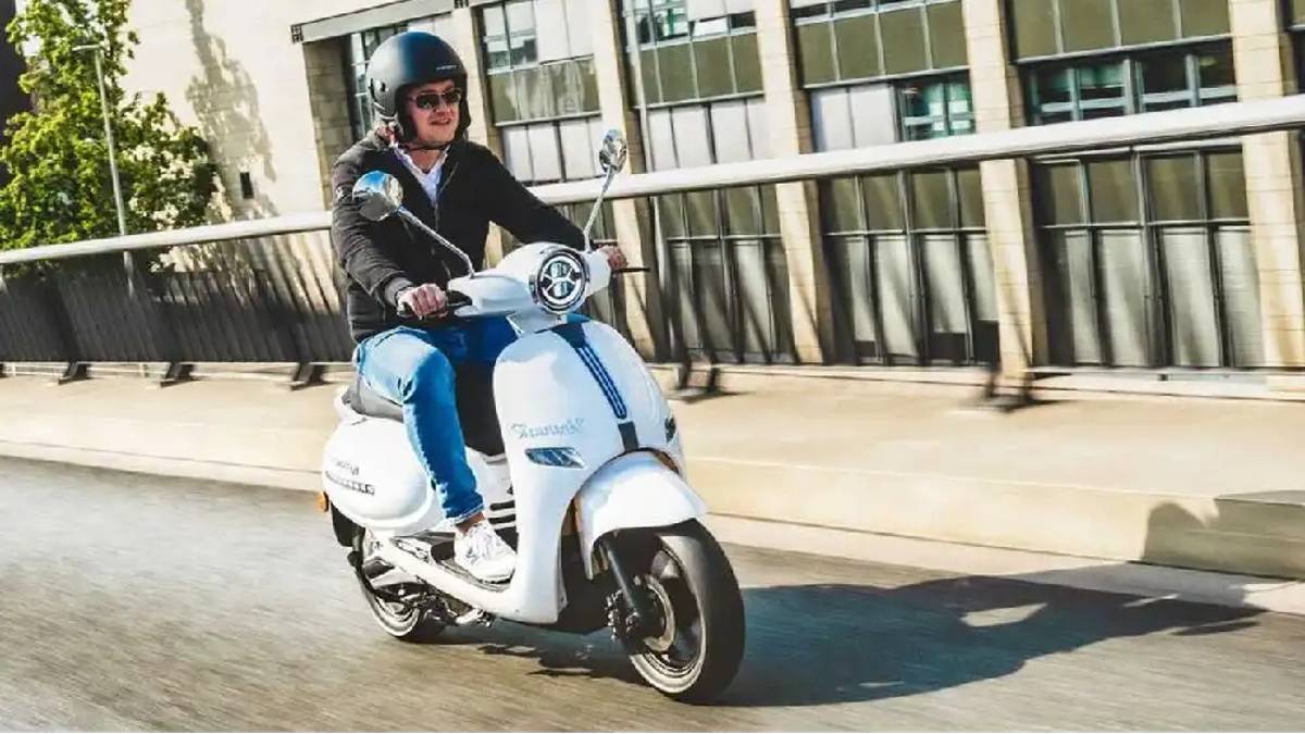 100km range Trinity Uranus RS electric scooter launch price top speed