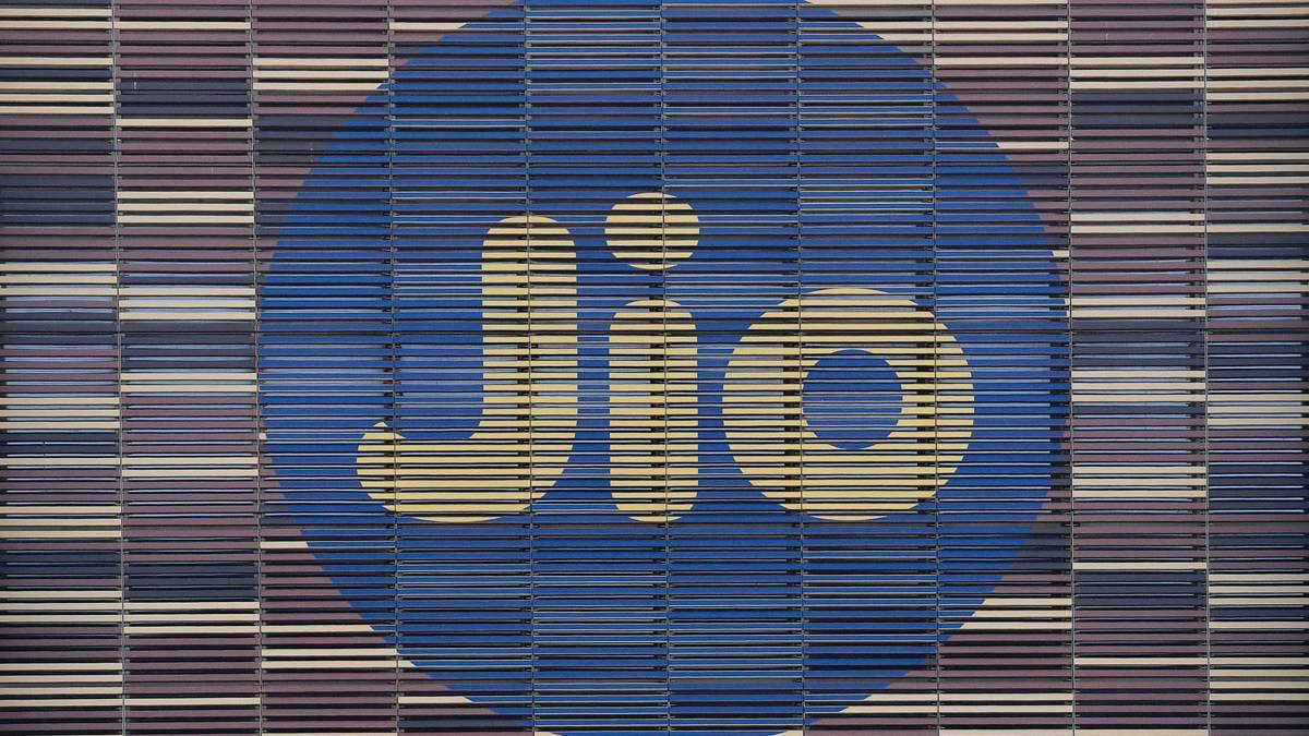 jio launches 4 new prepaid recharge 3 months free disney plus hotstar mobile subscription call data