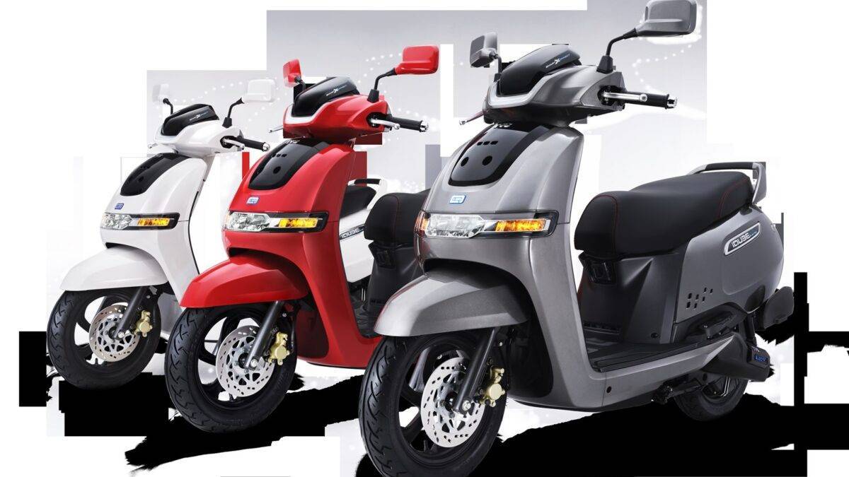 TVS iQube 2022 Electric Scooter Launched 140KM Range Price Booking Details