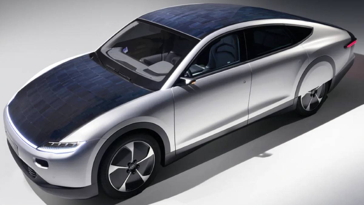 lightyear-solar-electric-car-new