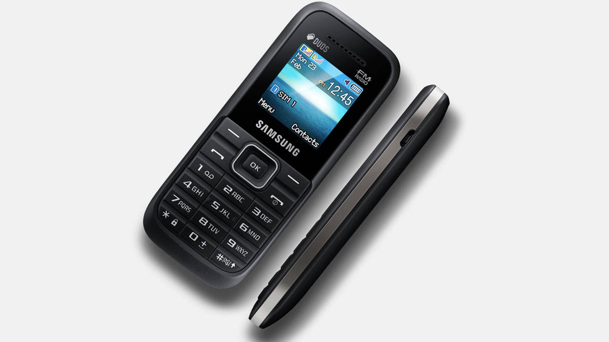Basic Mobile Phones Samsung keypad feature phone