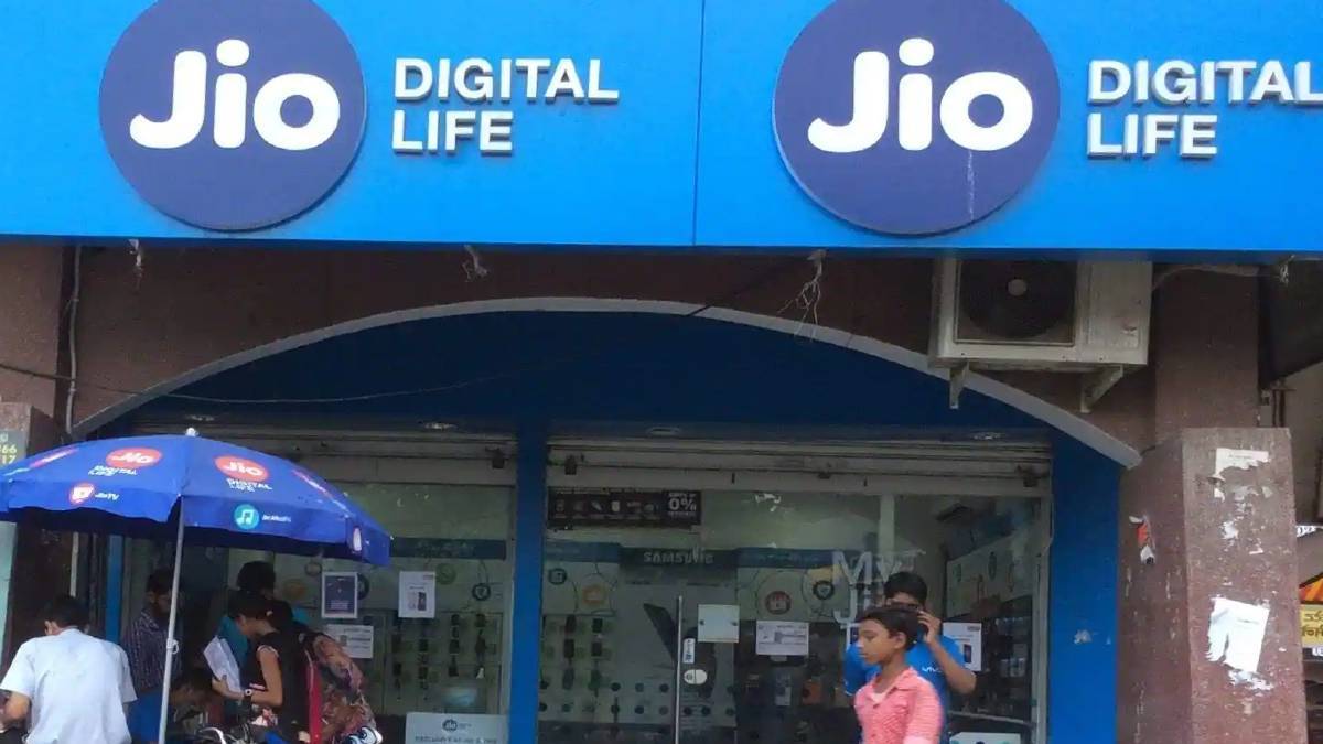jio 1gb 2gb and 3gb data recharge plan list free calling