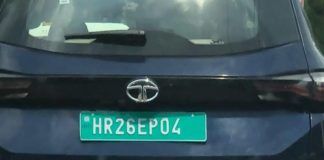 Tata Safari EV launch soon spotted wearing a green license plate