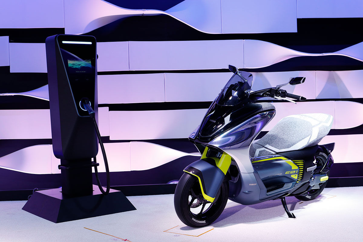 yamaha-e01-electric-scooter-price