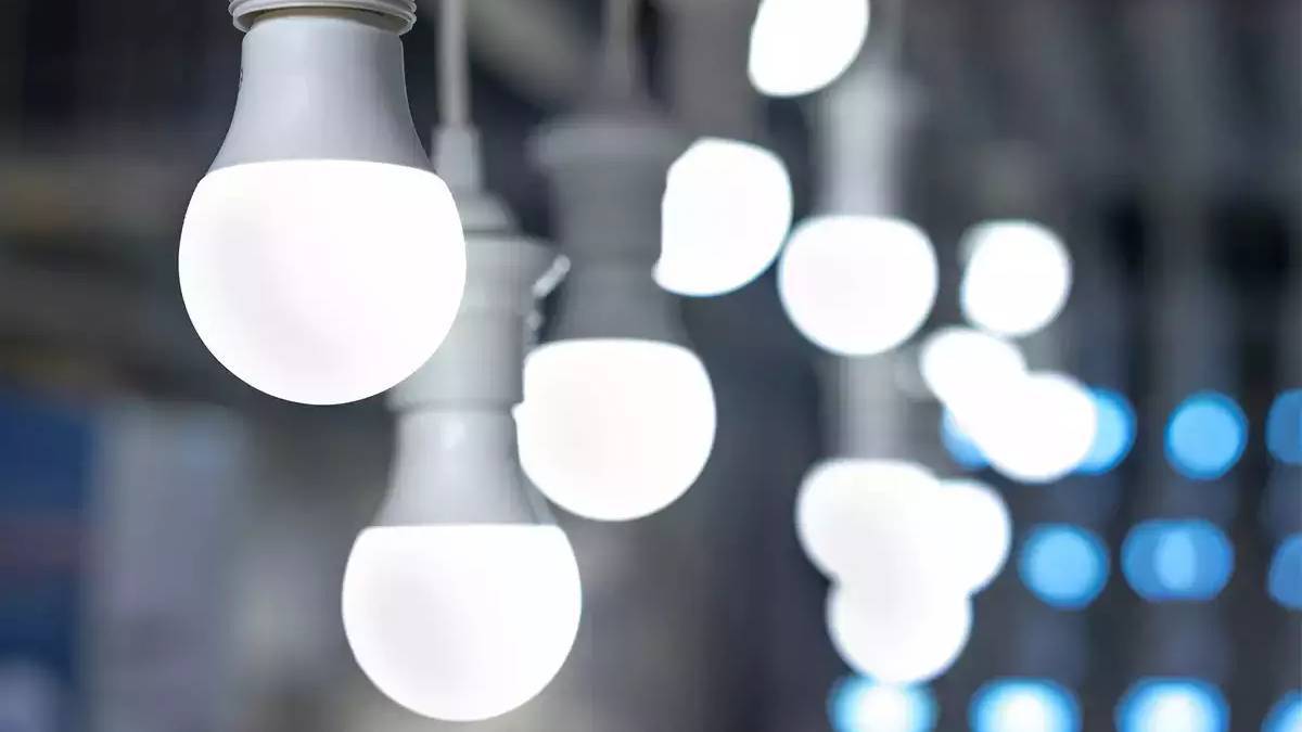 rechargeable led bulbs get the cheapest energy saving and rechargeable led bulb at just rs 139