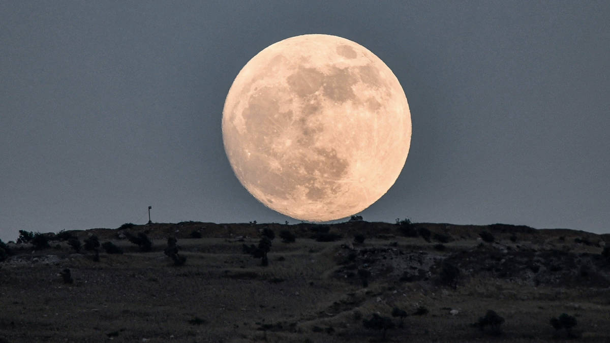 Super Moon 2022 The last supermoon of the year will appear Next Week All Details Here