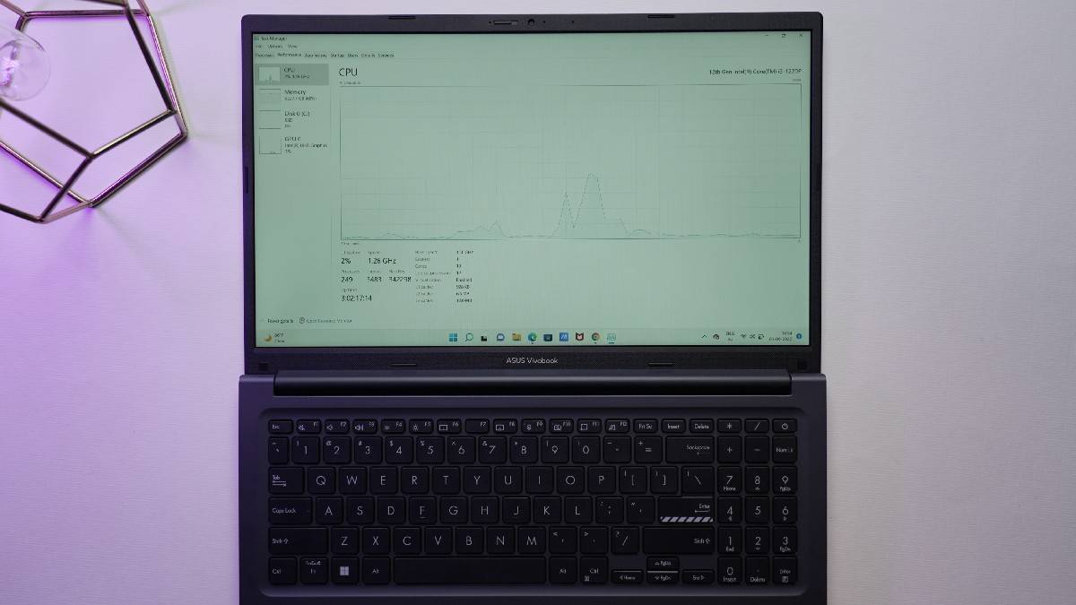 asus-vivobook-x1502-touch-2022-intel-12-gen-core-i3-review-in-hindi