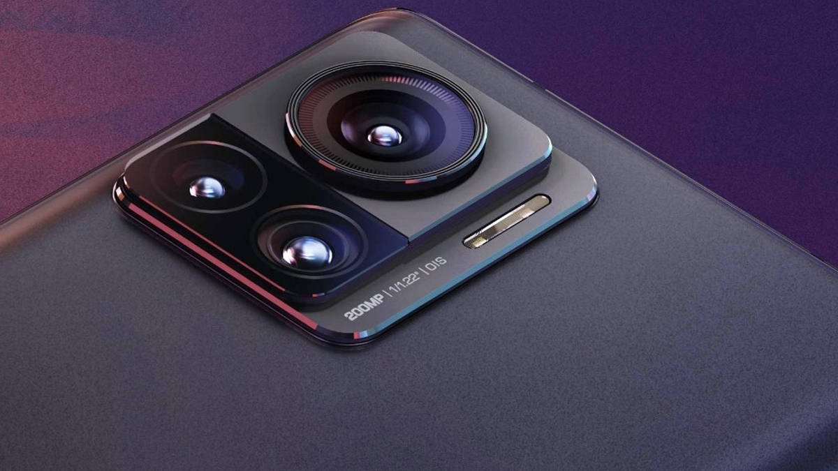 world first 200MP camera phone Moto Edge 30 Ultra launched check price specifications sale details