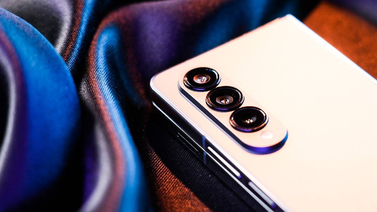 samsung-galaxy-z-fold-4-review-in-hindi