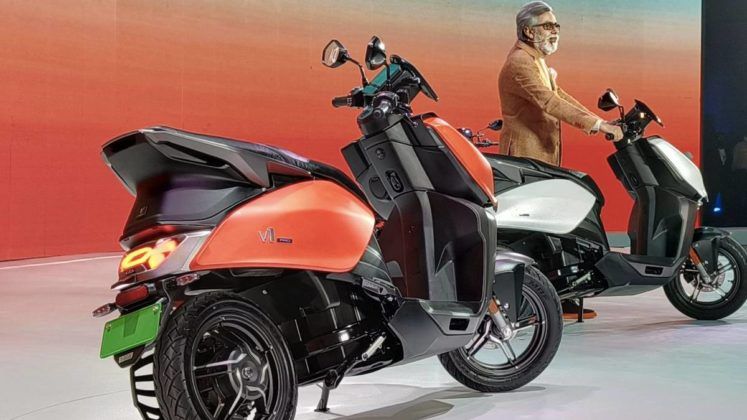 Hero Vida V1 electric scooter launched in India price Rs 1.45 lakh sale range photos