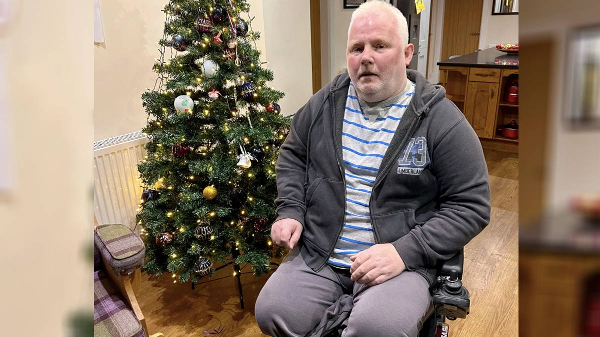 user ordered Apple MacBook Pro amazon delivered Pedigree dog food