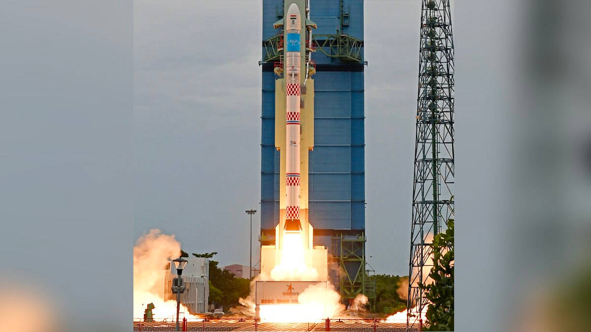 isro smallest rocket launched successfully sslv-d2 with three satellites