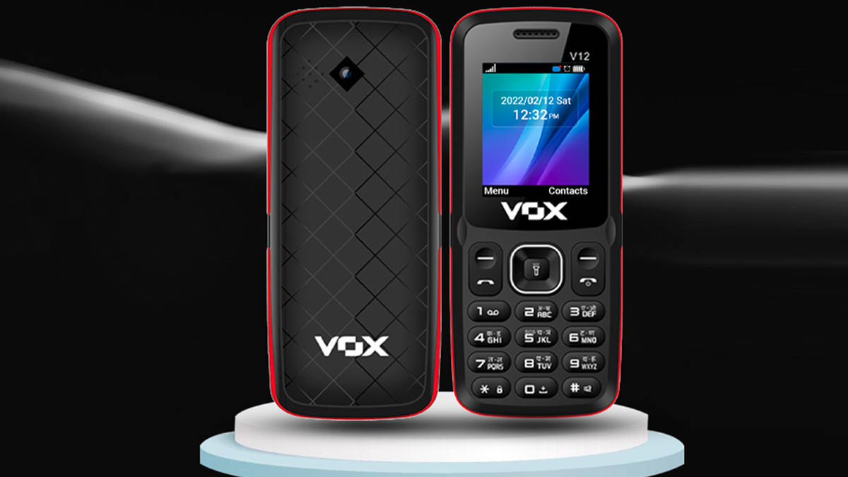 700 rupee me button wala phone