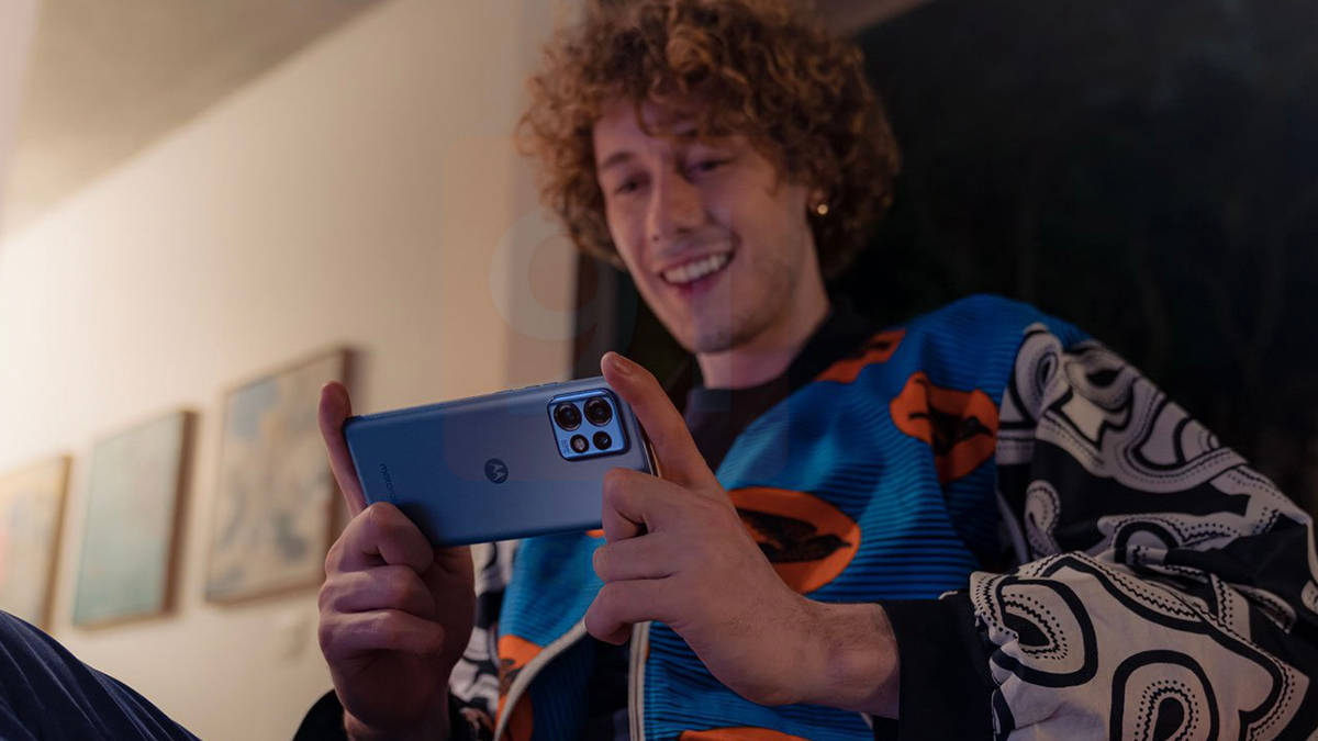 moto-edge-40-pro-image-1